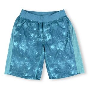 Lululemon men’s active 10” shorts